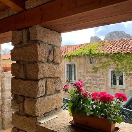 Casa Nel Borgo Di San Pantaleo Βίλα Εξωτερικό φωτογραφία