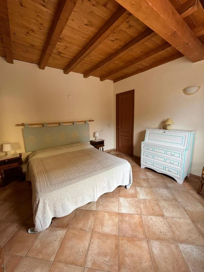 Casa Nel Borgo Di San Pantaleo Βίλα Εξωτερικό φωτογραφία